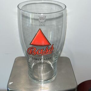 Authentic Bass Ale English England Pub Pint Glass 2043 Crown imported